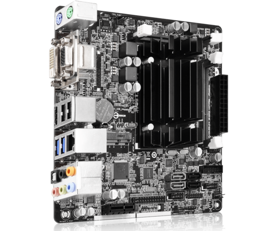 ASRock Q1900-ITX